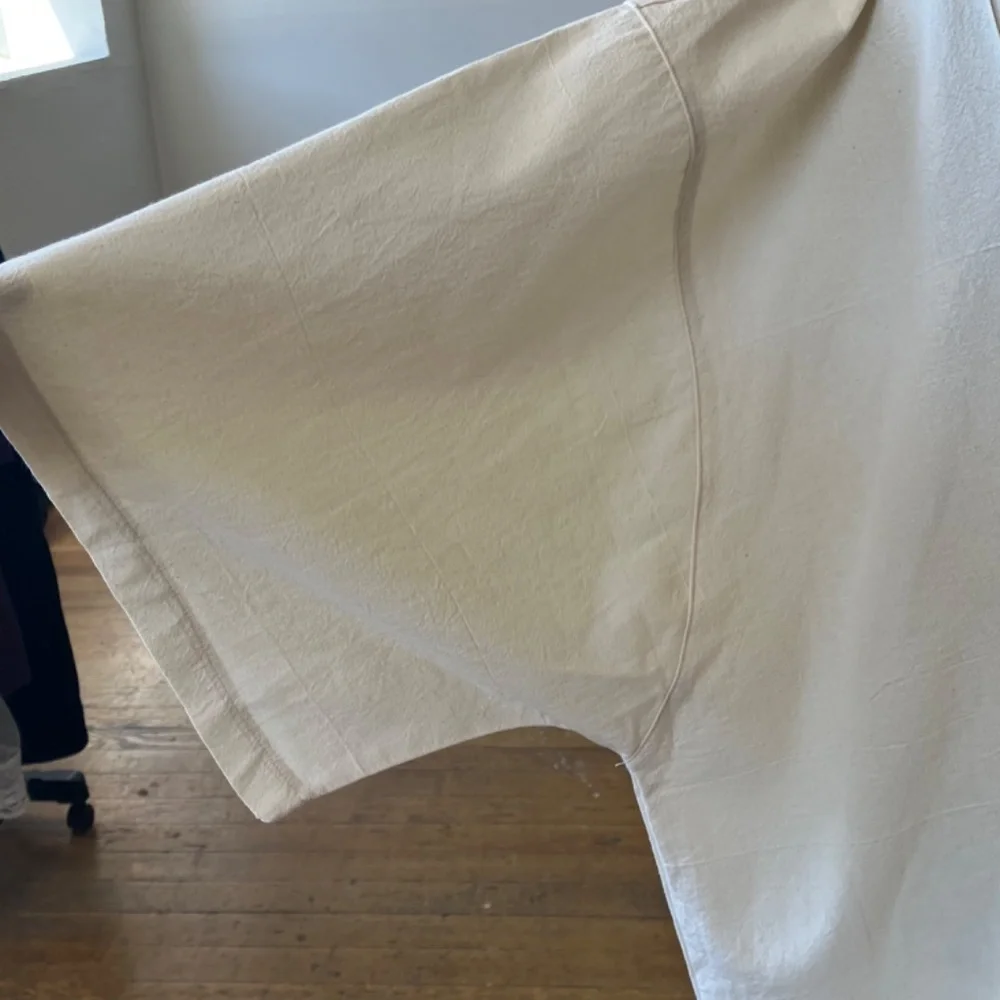 Medium weight cream, 5X button-down, short sleeve button down - Picture 10 of 13